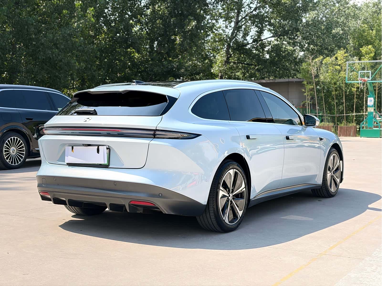 NIO ET5, 2024 все фото