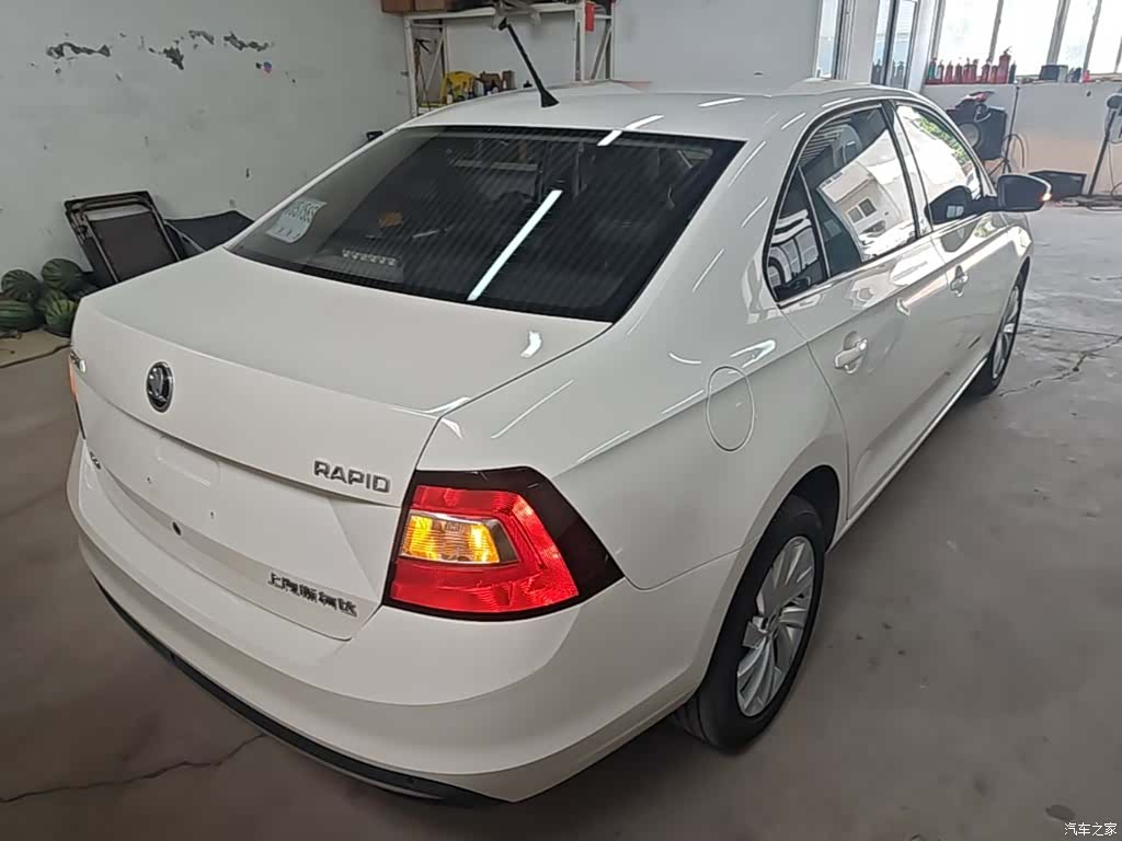 Skoda Rapid, 2018 7