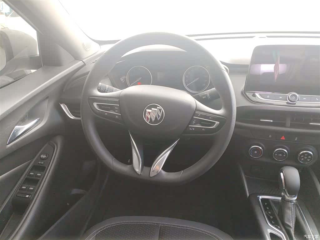 Buick Verano, 2022 4