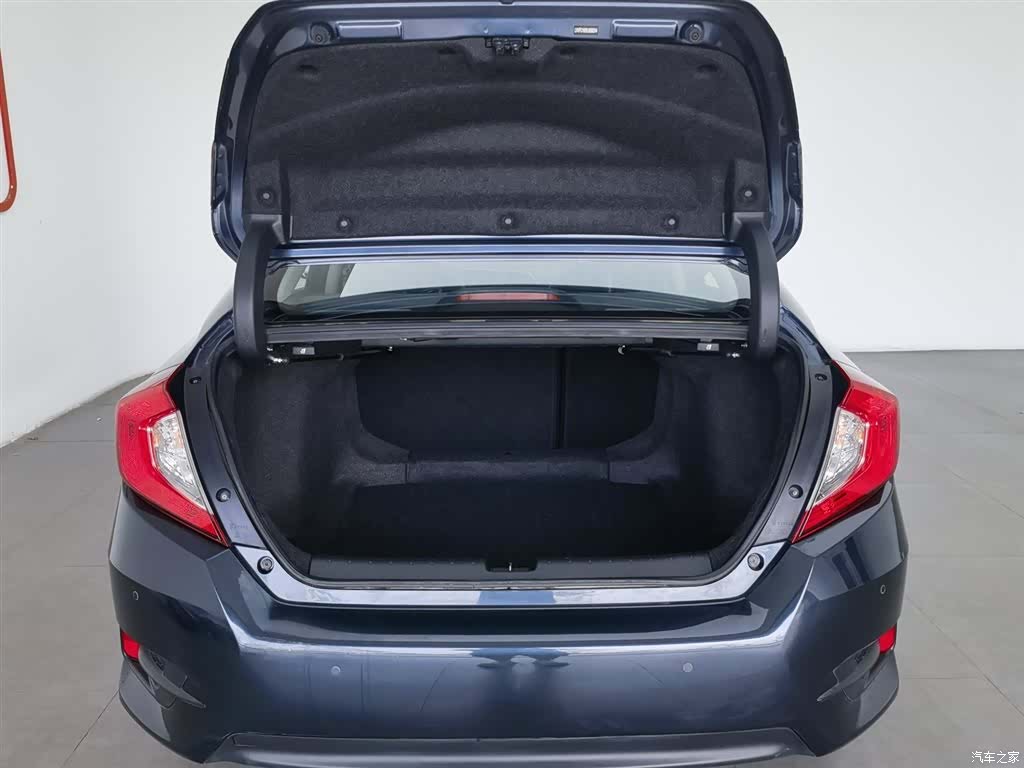 Honda Civic, 2019 16