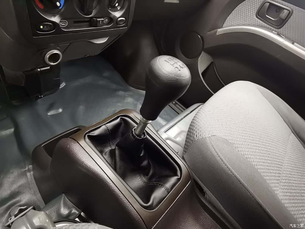 Wuling L3C, 2022 13