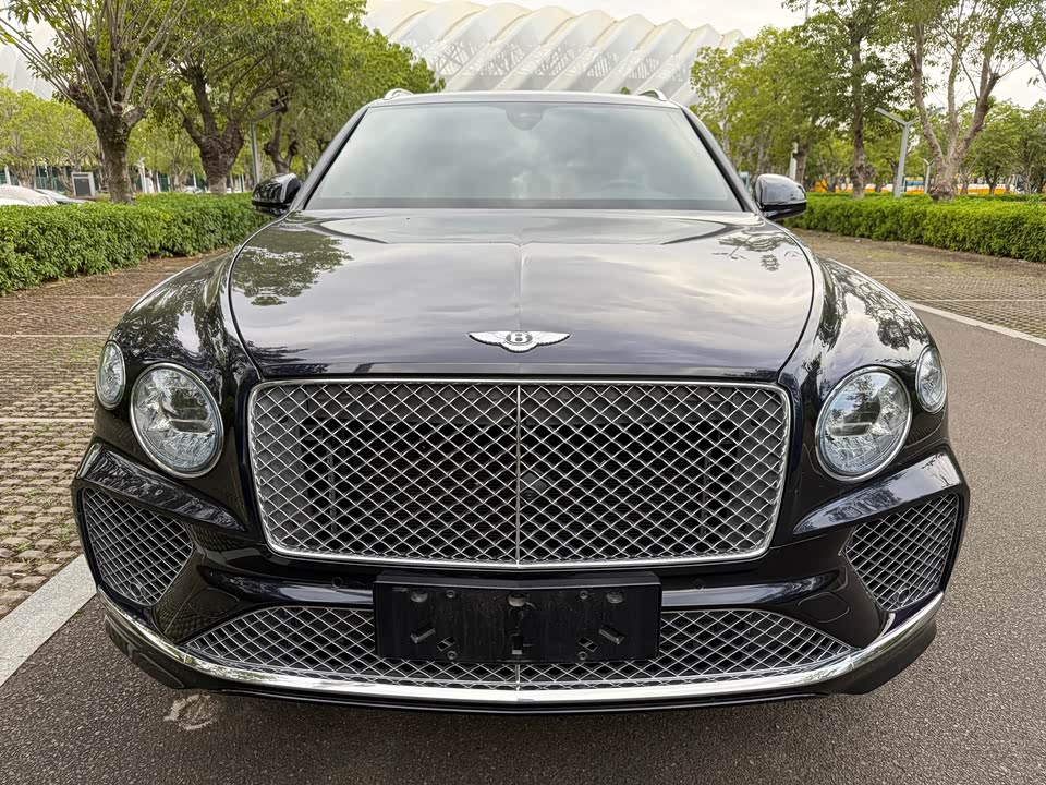 Bentley Tim Yue
