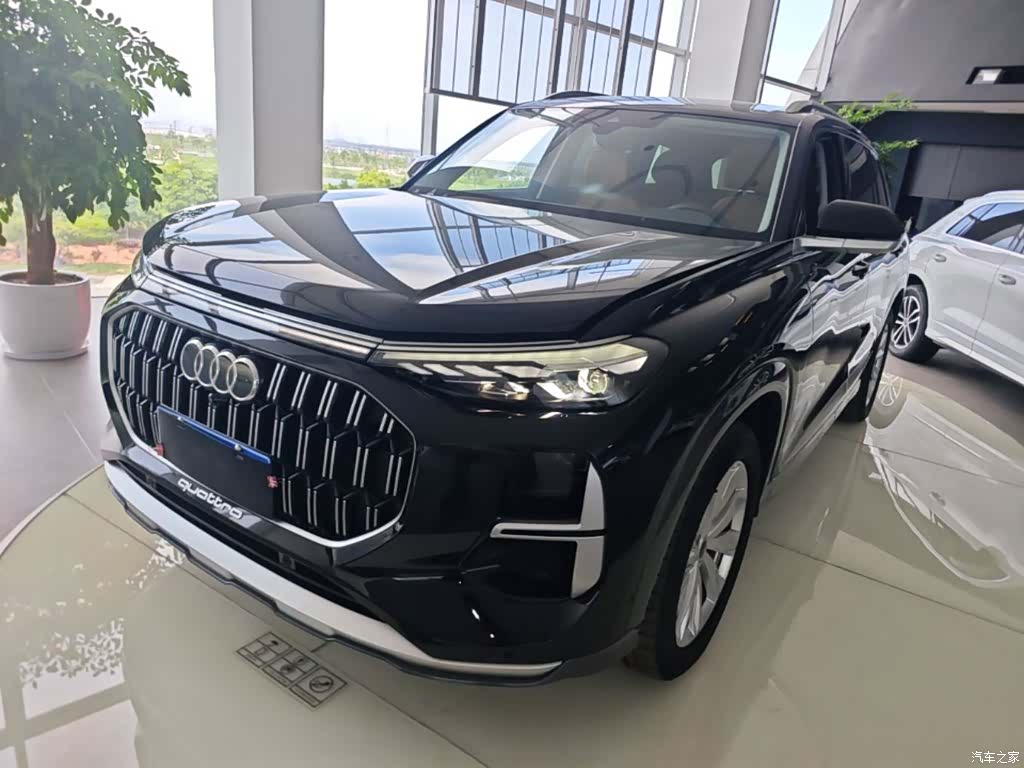 Audi Q6, 2025 2