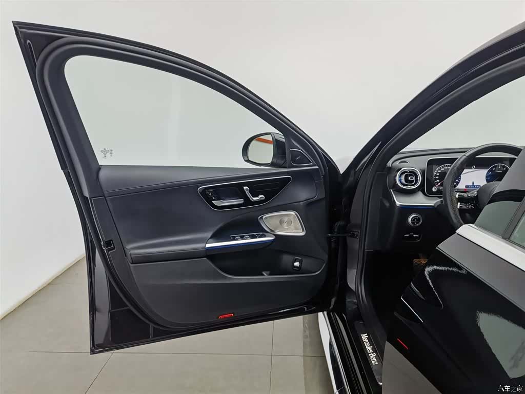 Mercedes-Benz C-Class, 2022 8