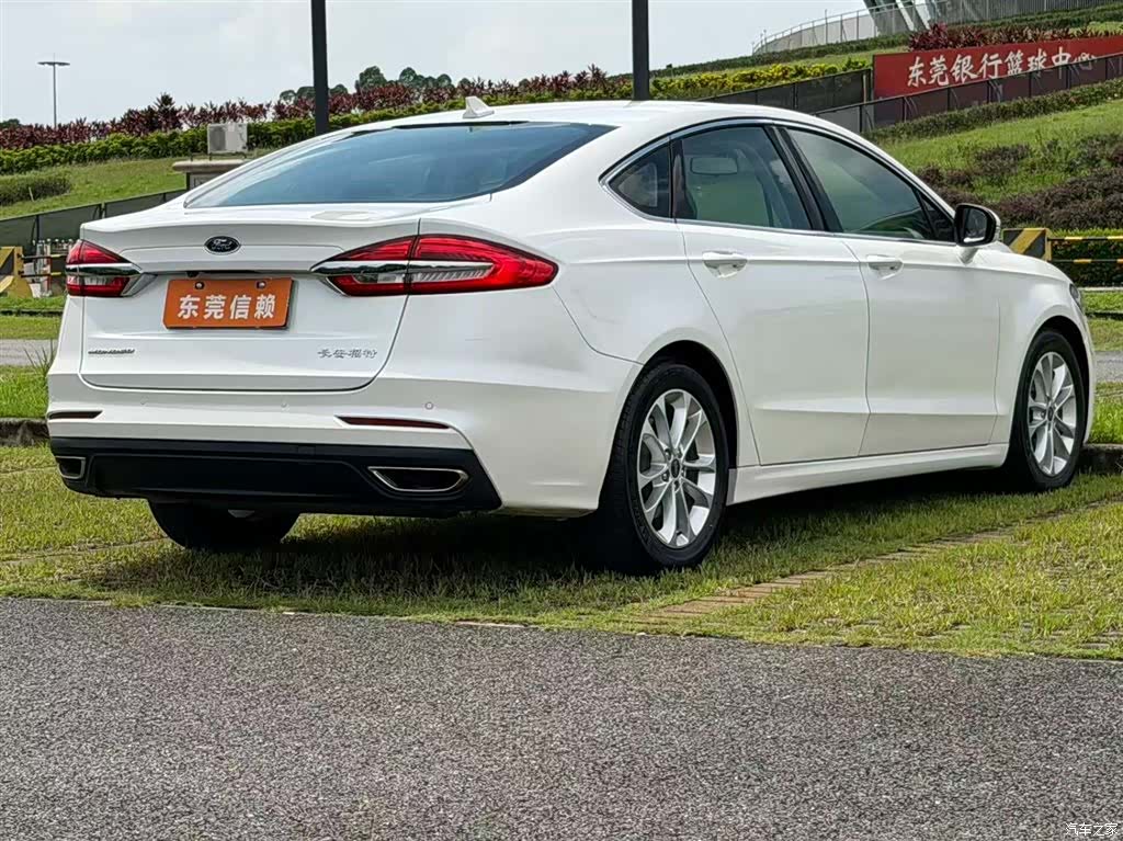 Ford Mondeo, 2020 6
