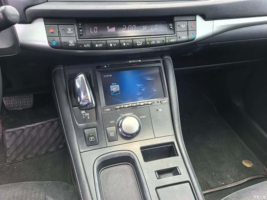 Lexus CT, 2012 13