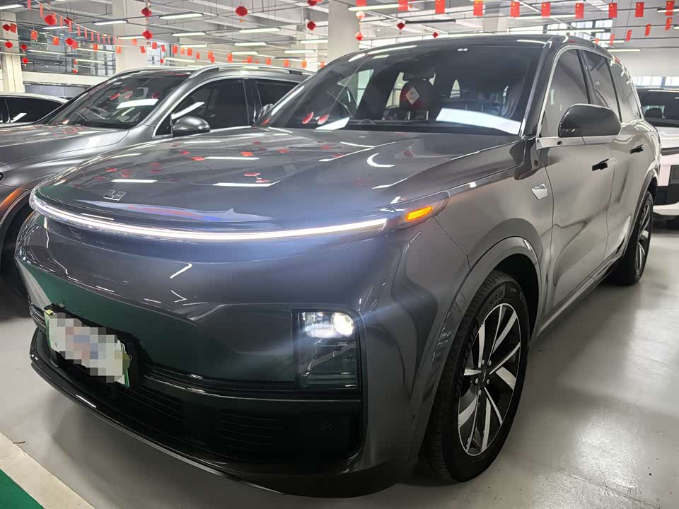 Li Auto Ideal L8
