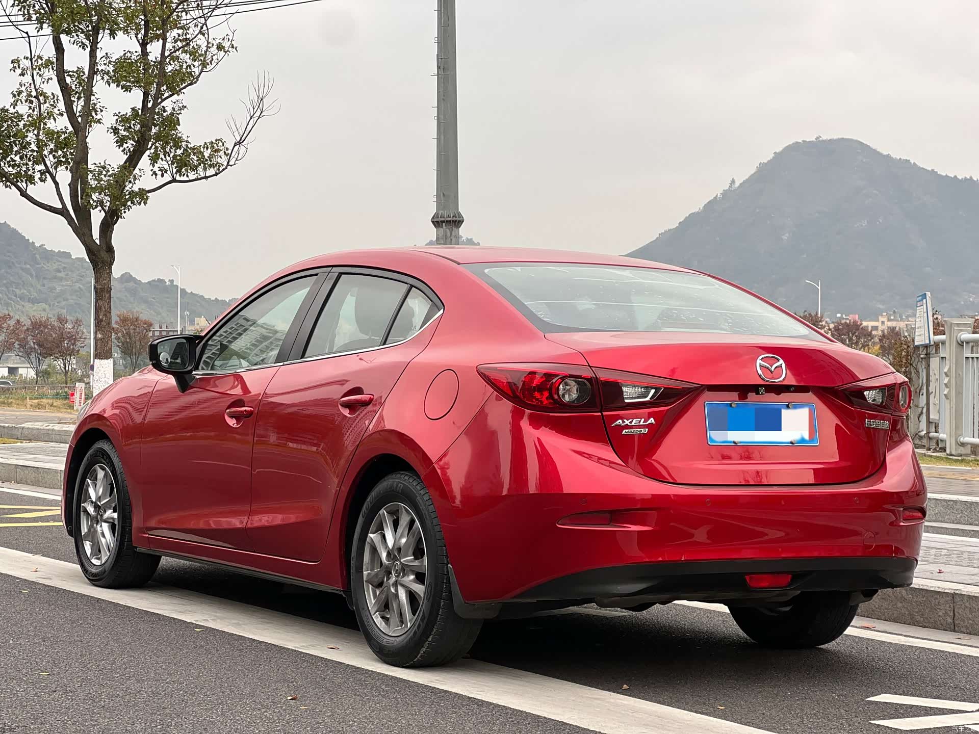 Mazda Mazda3, 2018 9