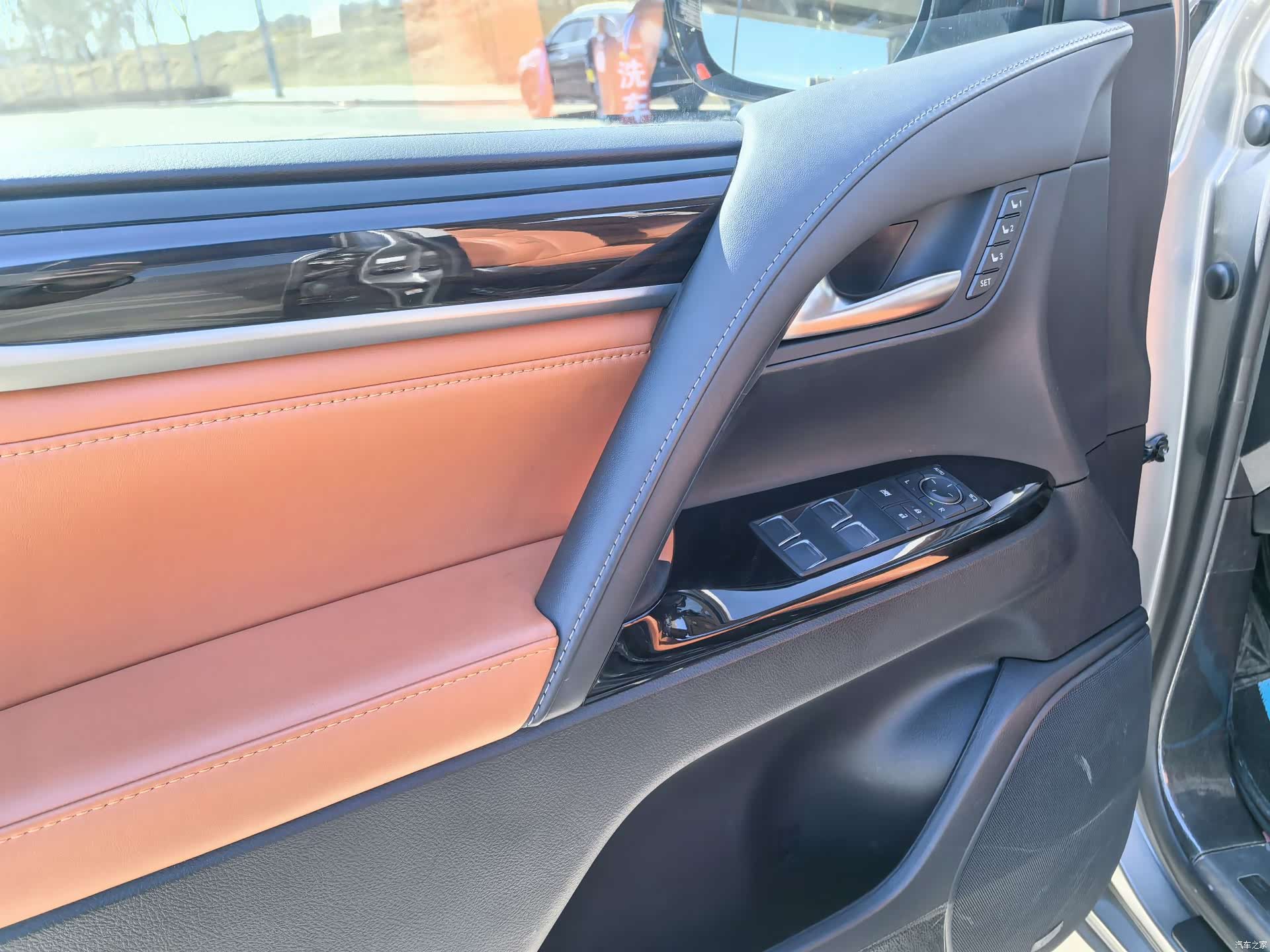 Lexus LX, 2018 10