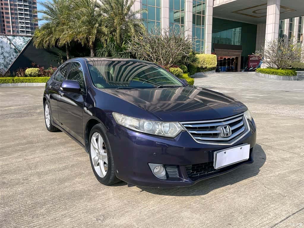 Honda Spirior, 2010 3