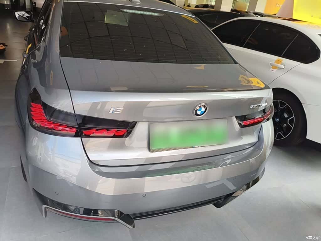 BMW i3, 2023 4