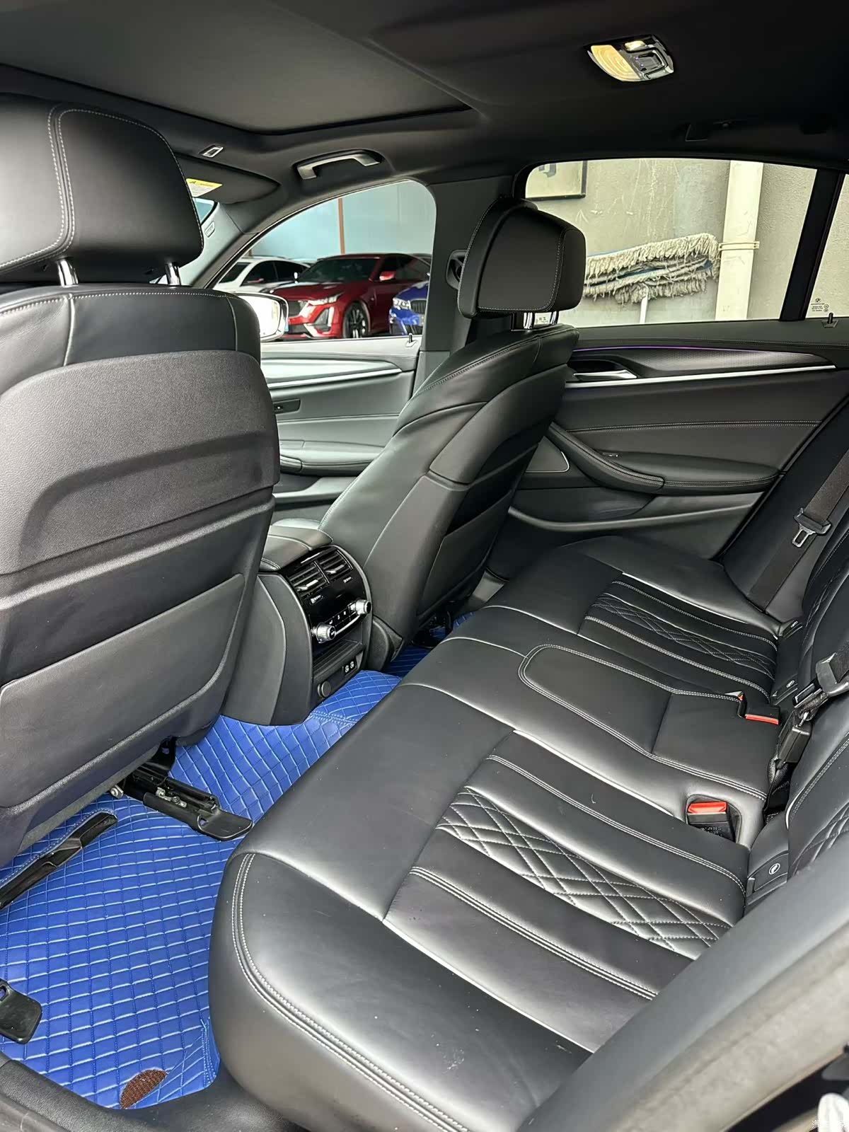 BMW 5 Series, 2022 4