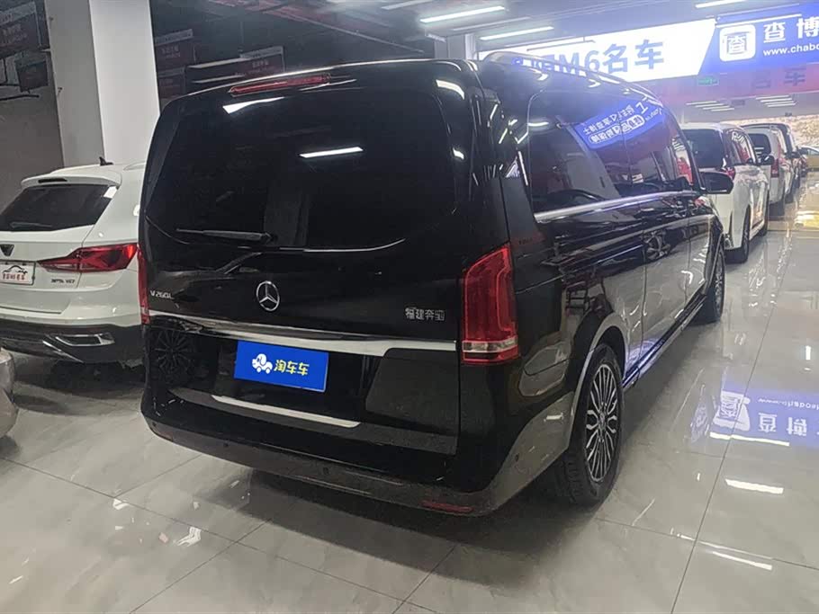 Mercedes-Benz V-class