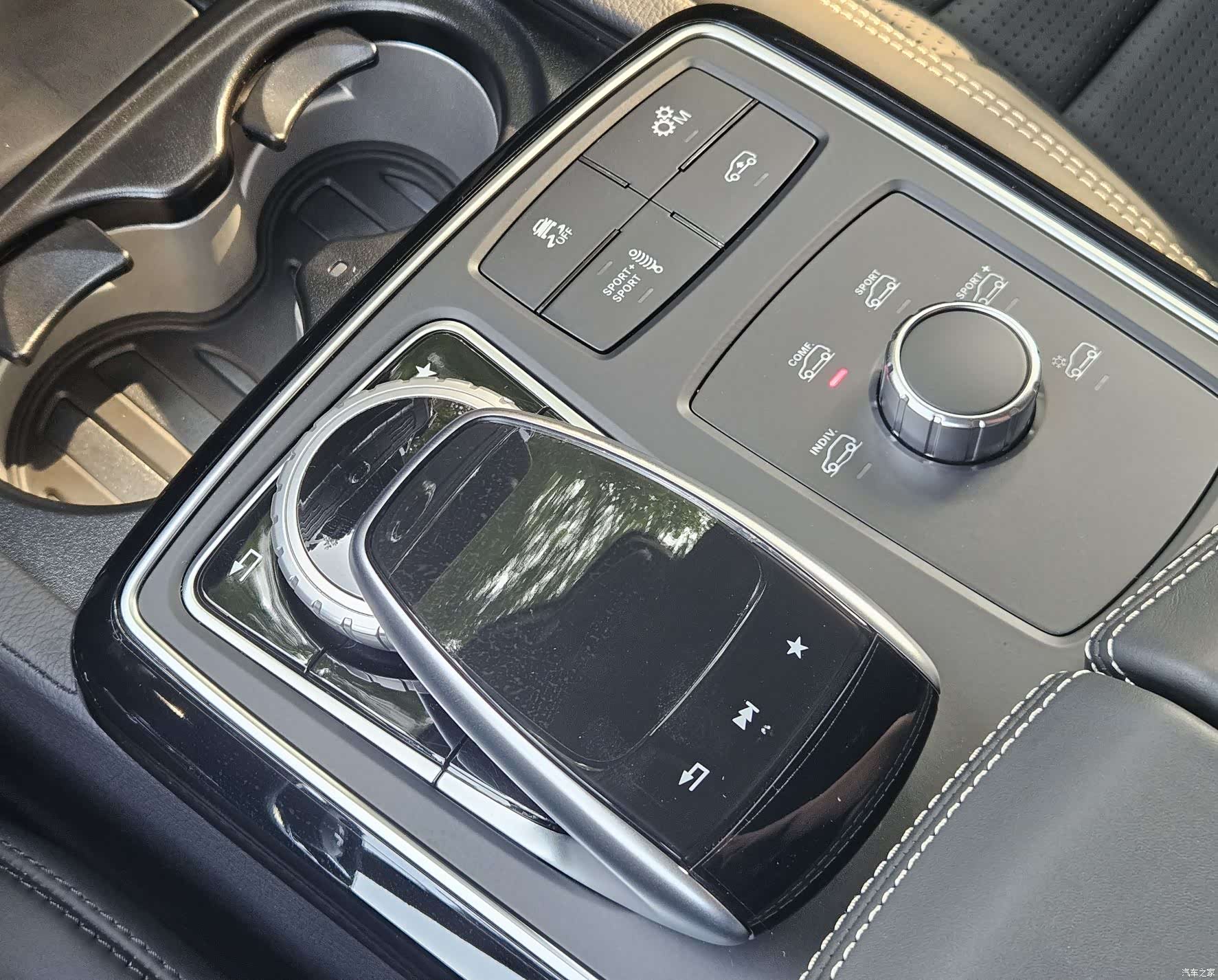 Mercedes-Benz GLS, 2017 16