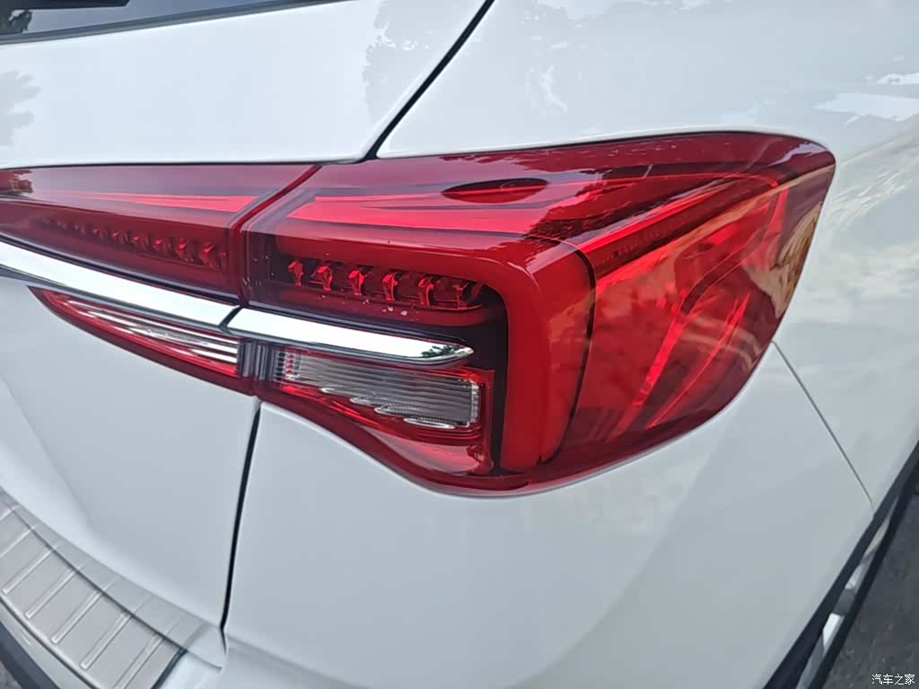 Buick Envision Plus, 2021 8