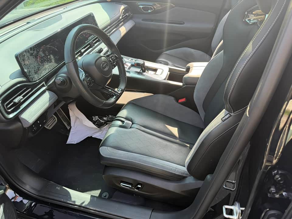 Trumpchi Shadow Leopard