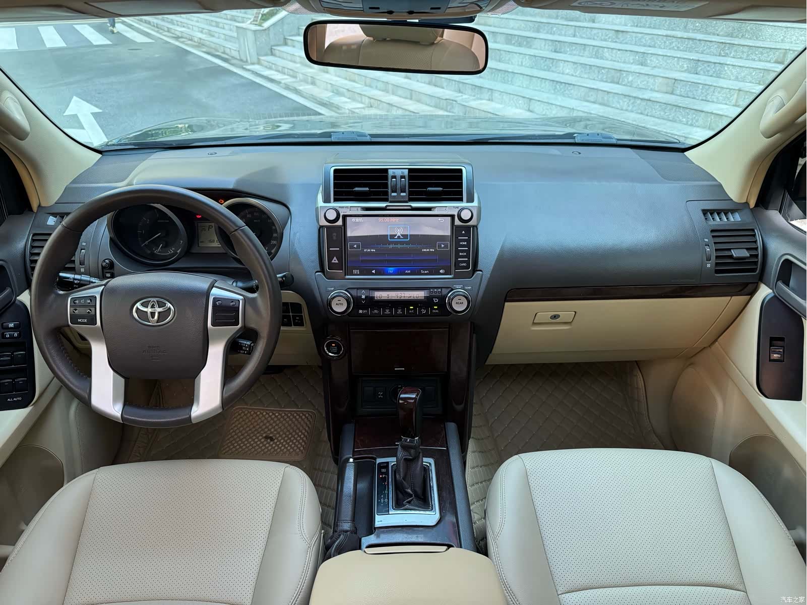 Toyota Prado, 2015 6