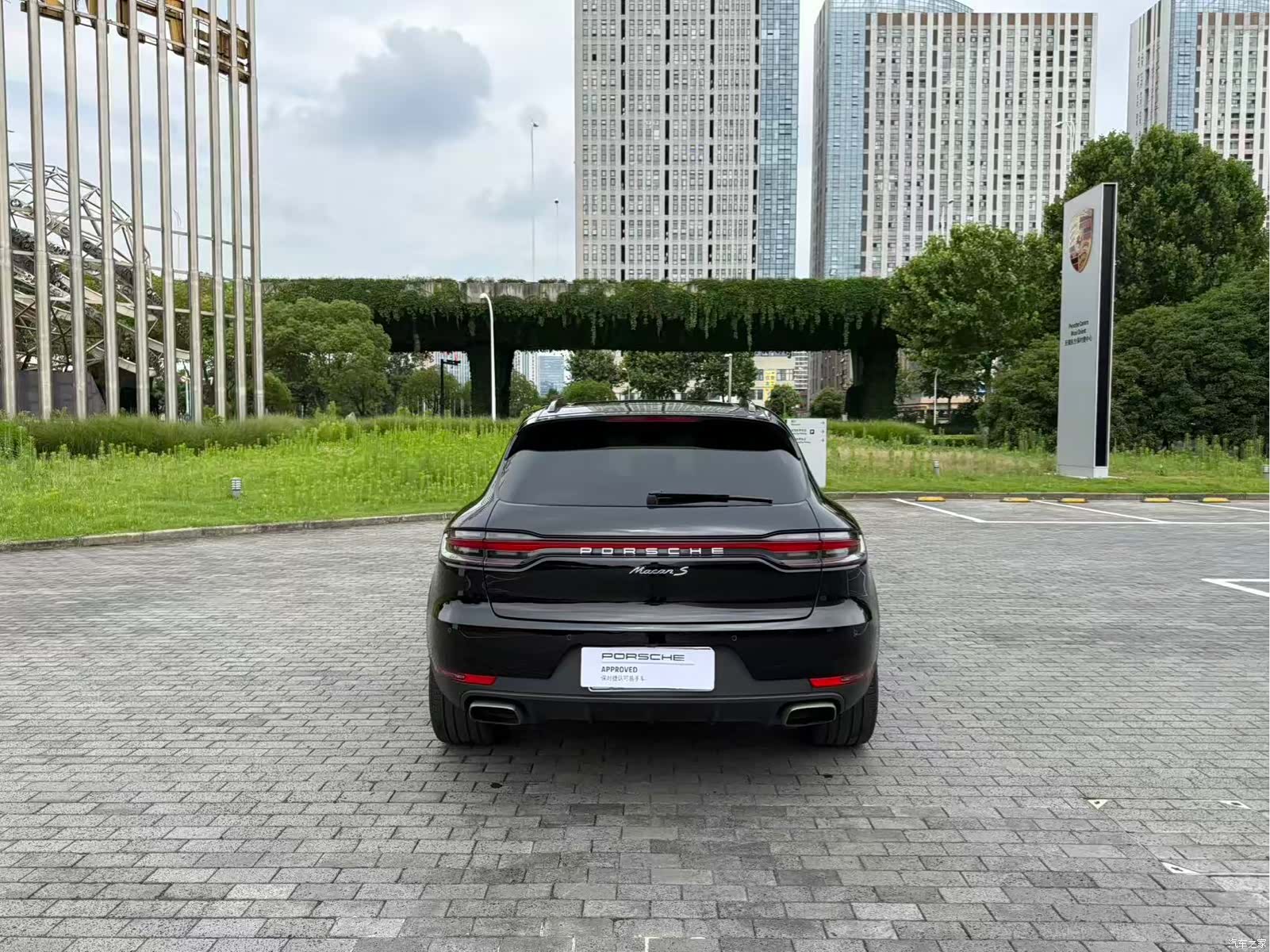 Porsche Macan, 2023 все фото