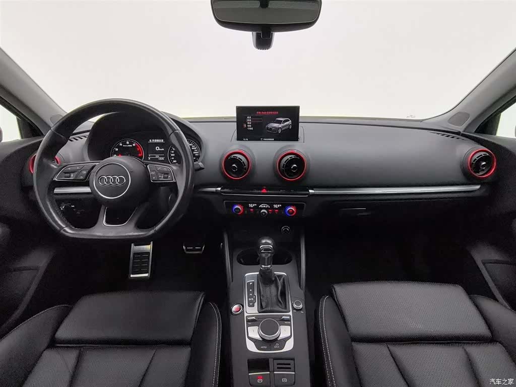 Audi A3, 2019 все фото