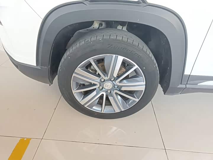 Changan CS35PLUS 2019 1.6L МКПП chang lian ban