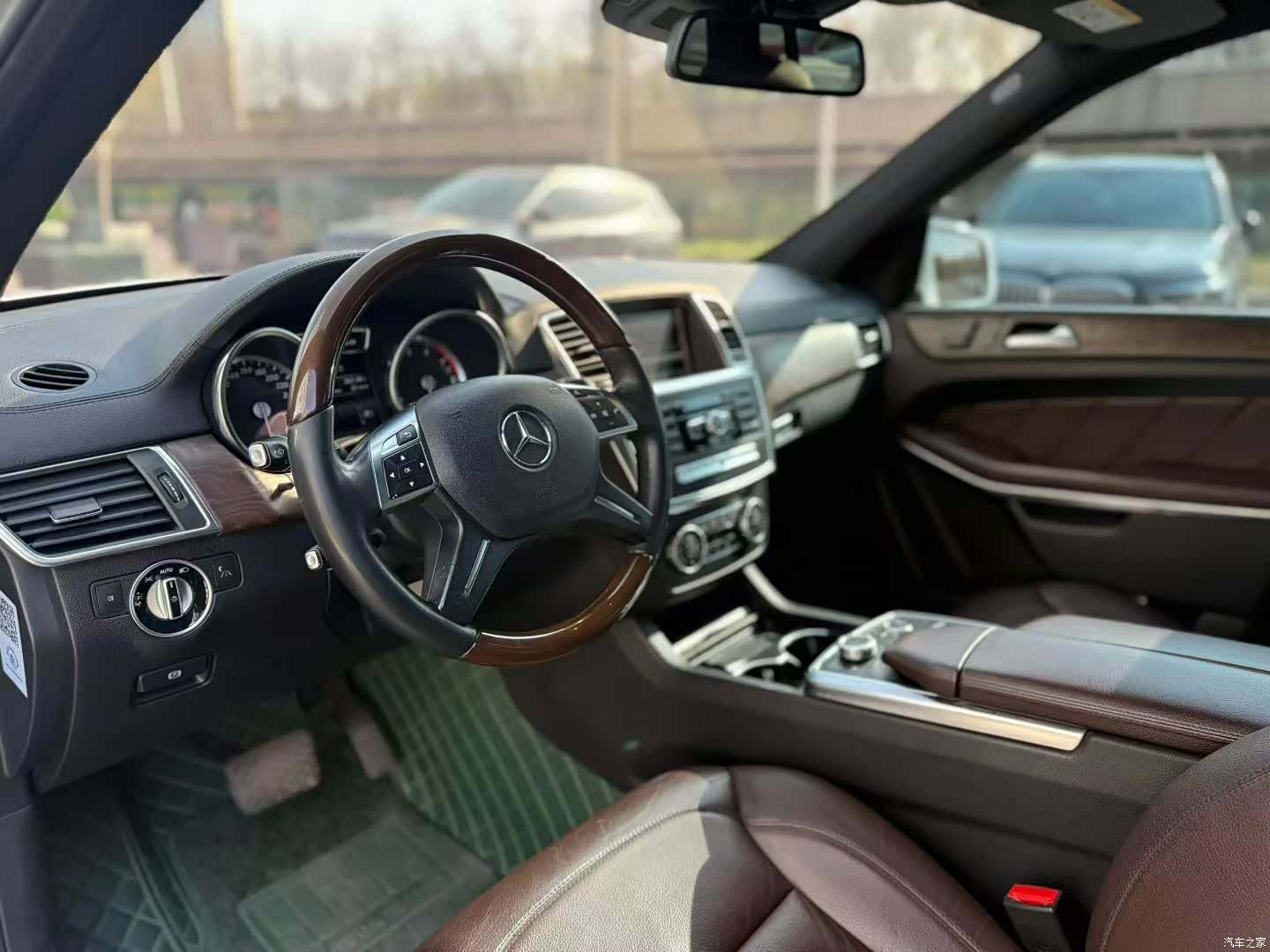 Mercedes-Benz GL-Class, 2014 4
