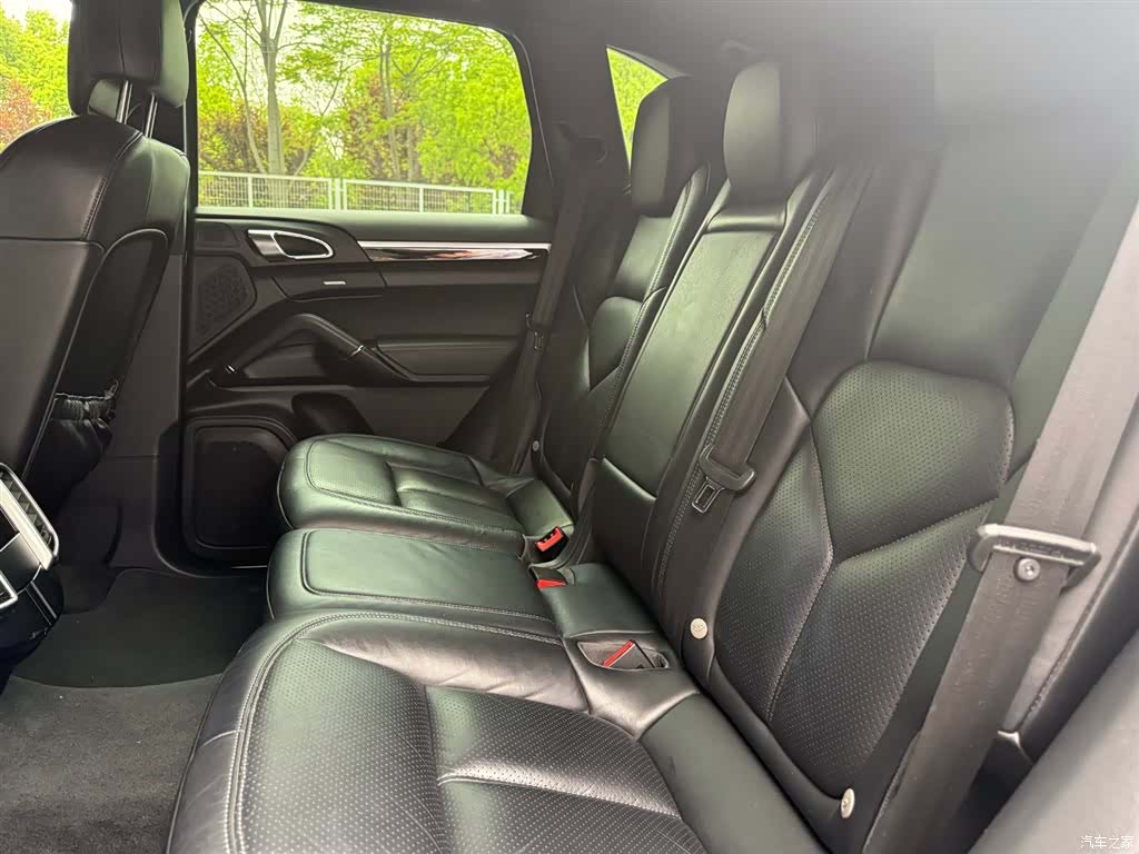 Porsche Cayenne, 2017 11