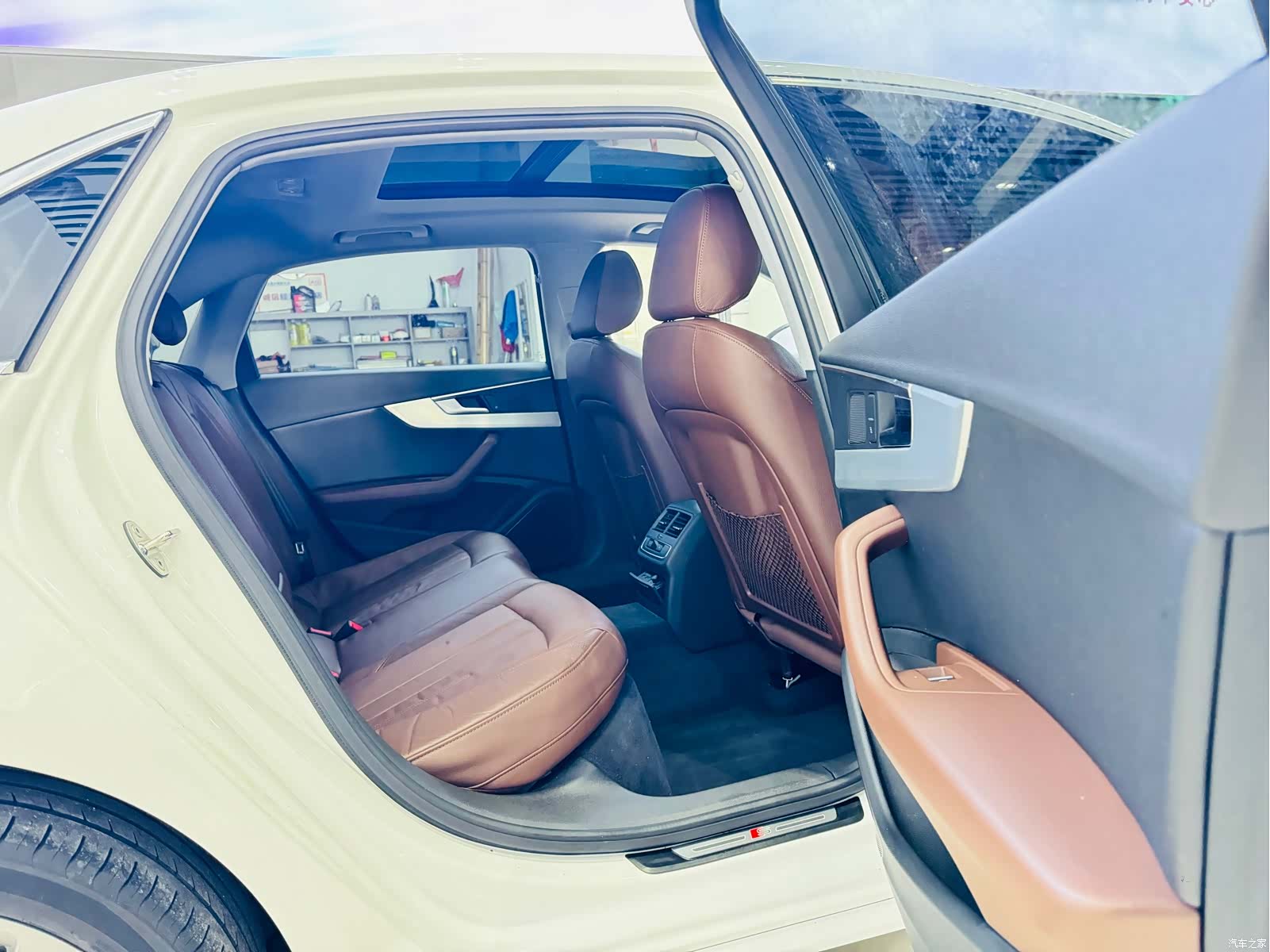 Audi A4L, 2019 8