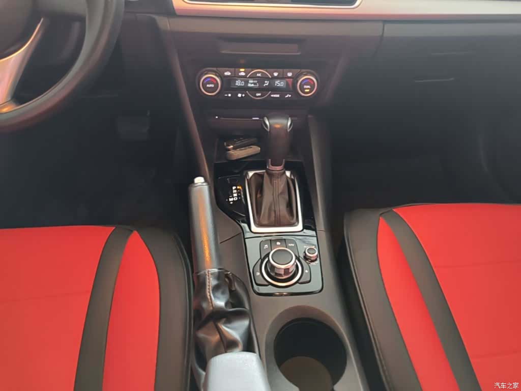 Mazda Mazda3, 2016 14