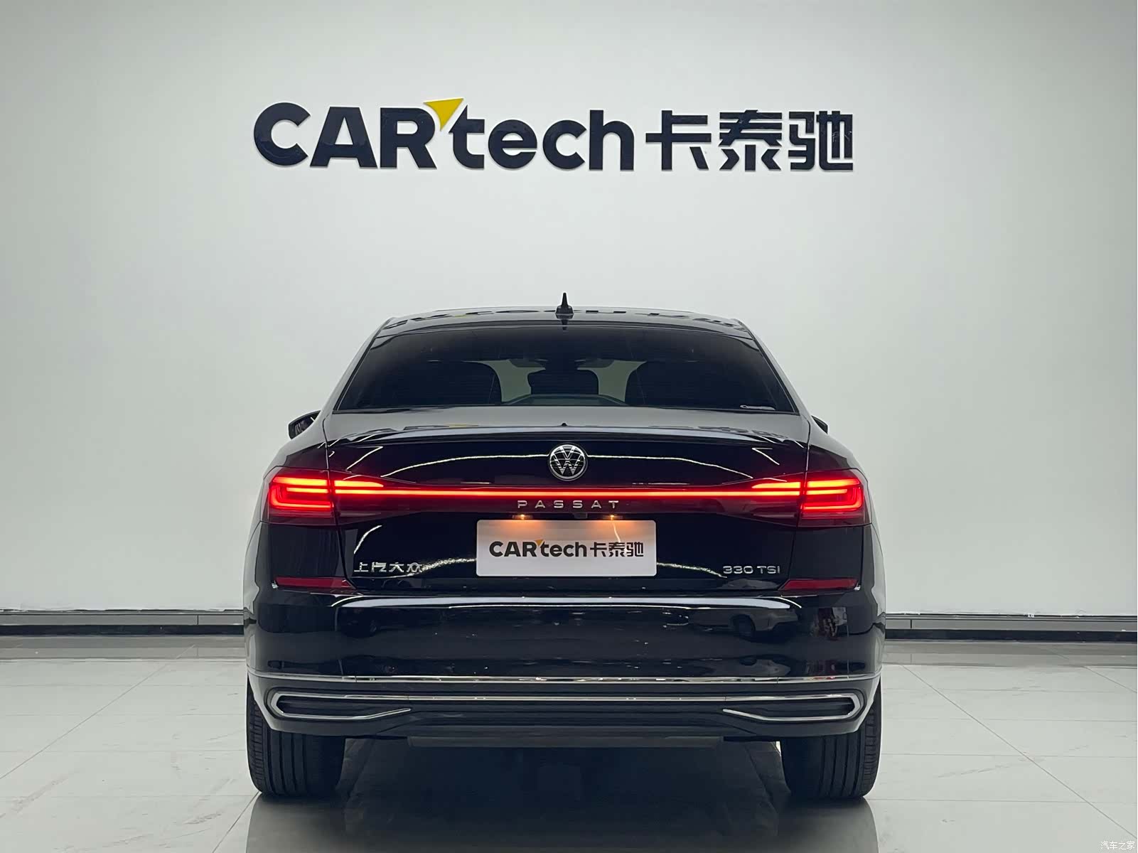 Volkswagen Passat, 2022 все фото