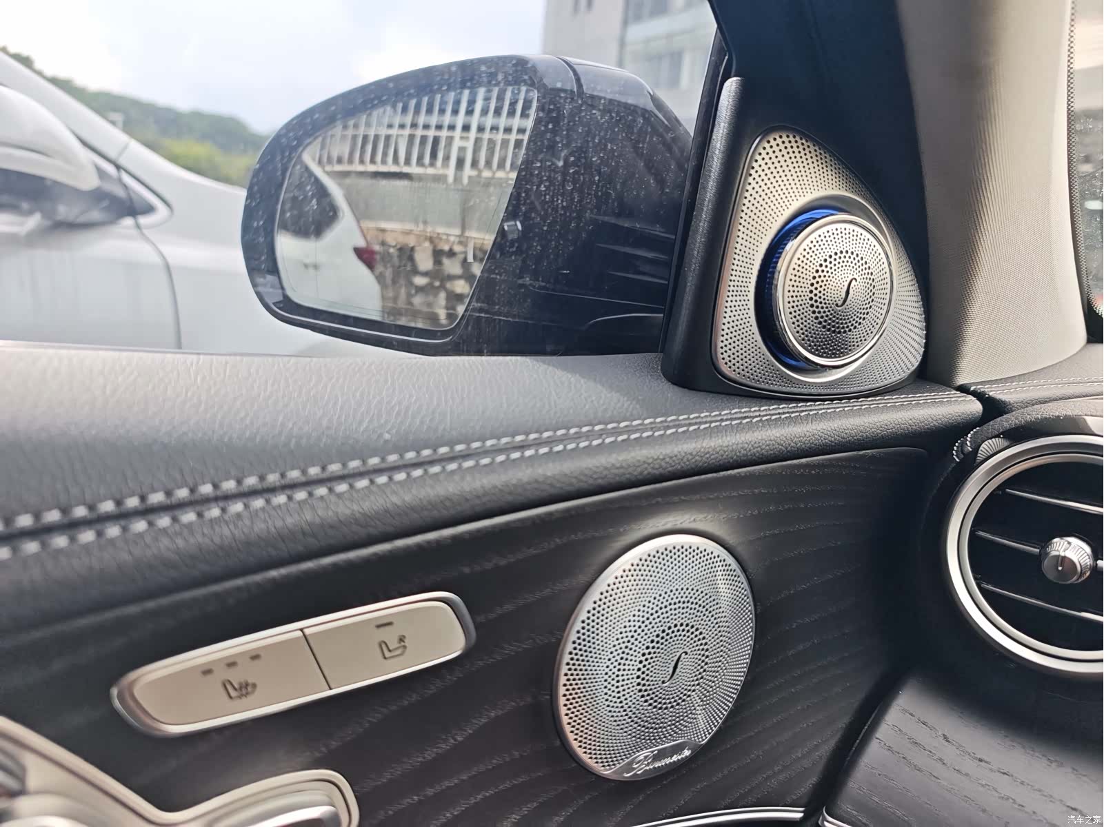 Mercedes-Benz E-Class, 2020 16