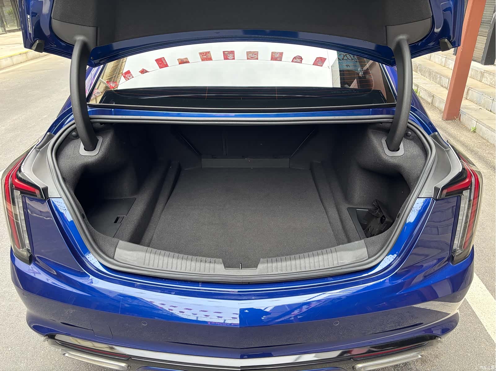 Cadillac CT5, 2023 14