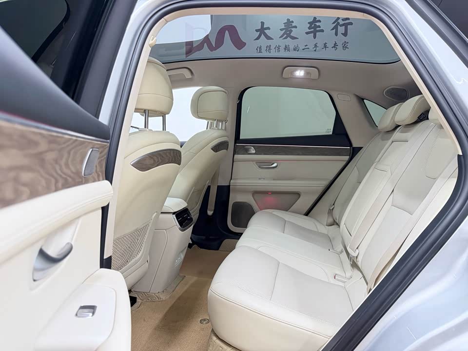 AITO Ask the world M5