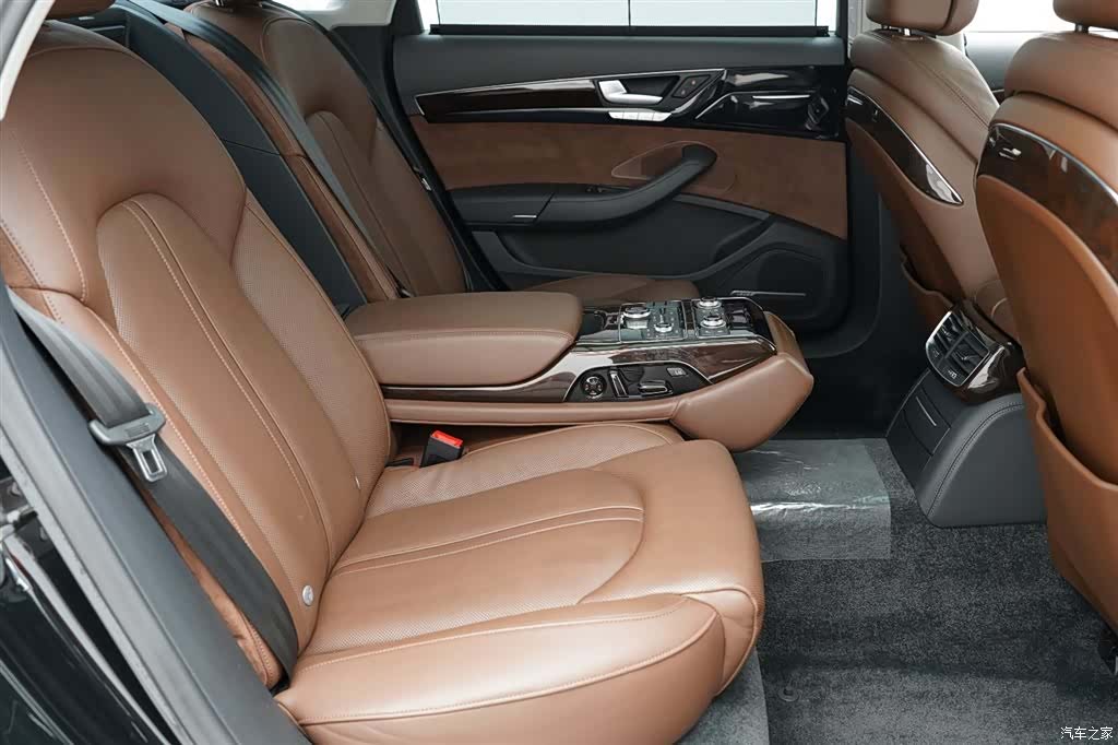 Audi A8L, 2016 25