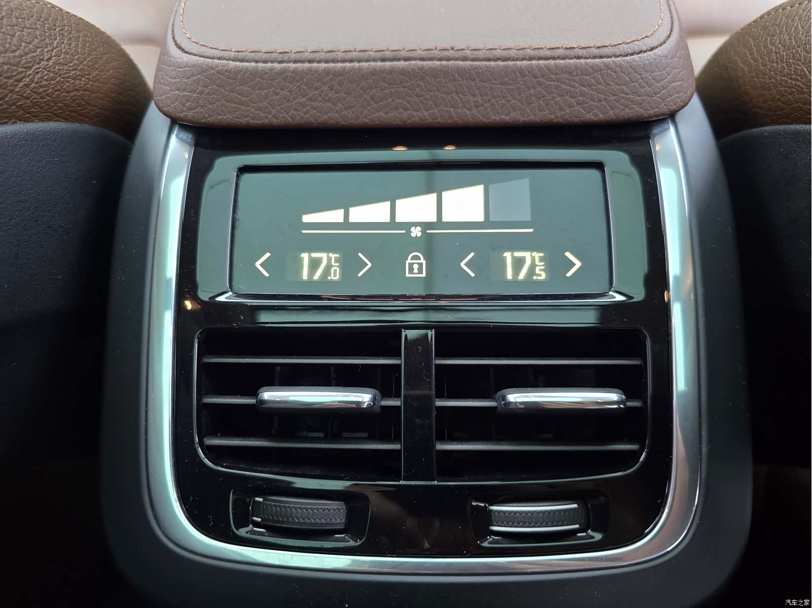 Volvo XC90, 2020 26