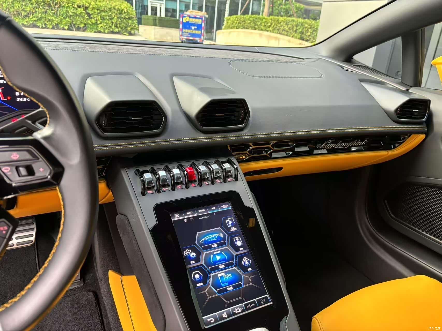 Lamborghini Huracán, 2022 6