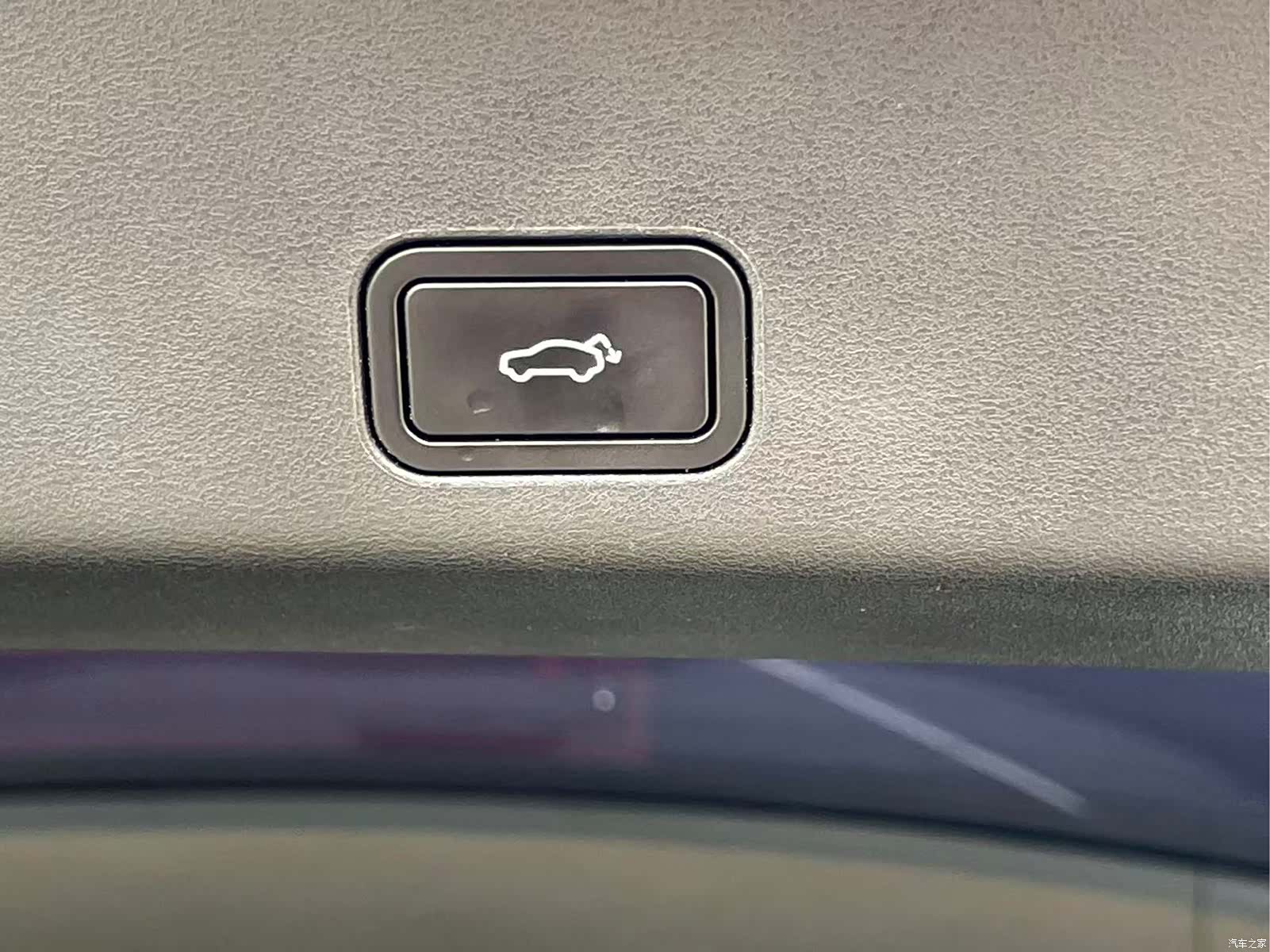 Geely Xingyue L, 2022 15