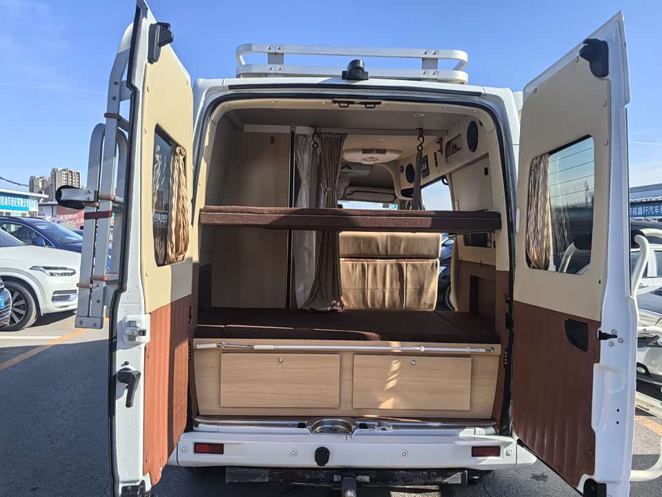 MAXUS SAIC MAXUS V80 RV