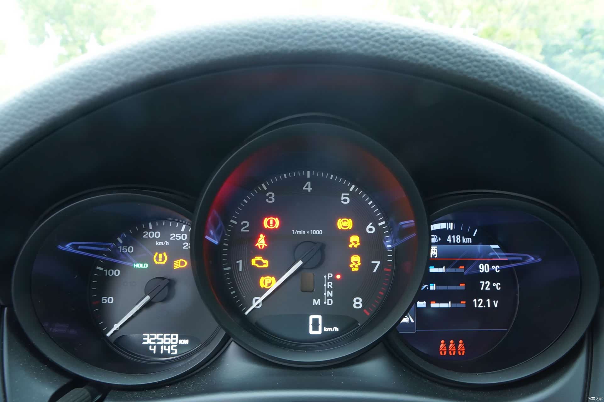 Porsche Macan, 2023 12