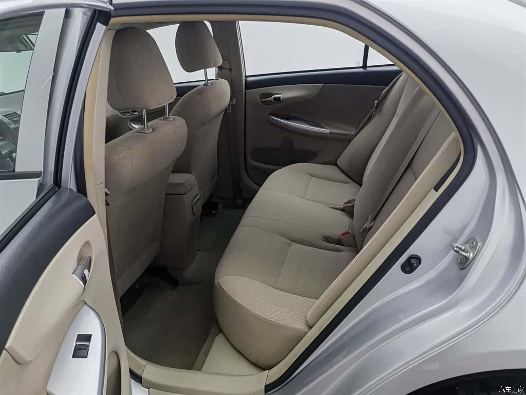Toyota Corolla, 2011 15