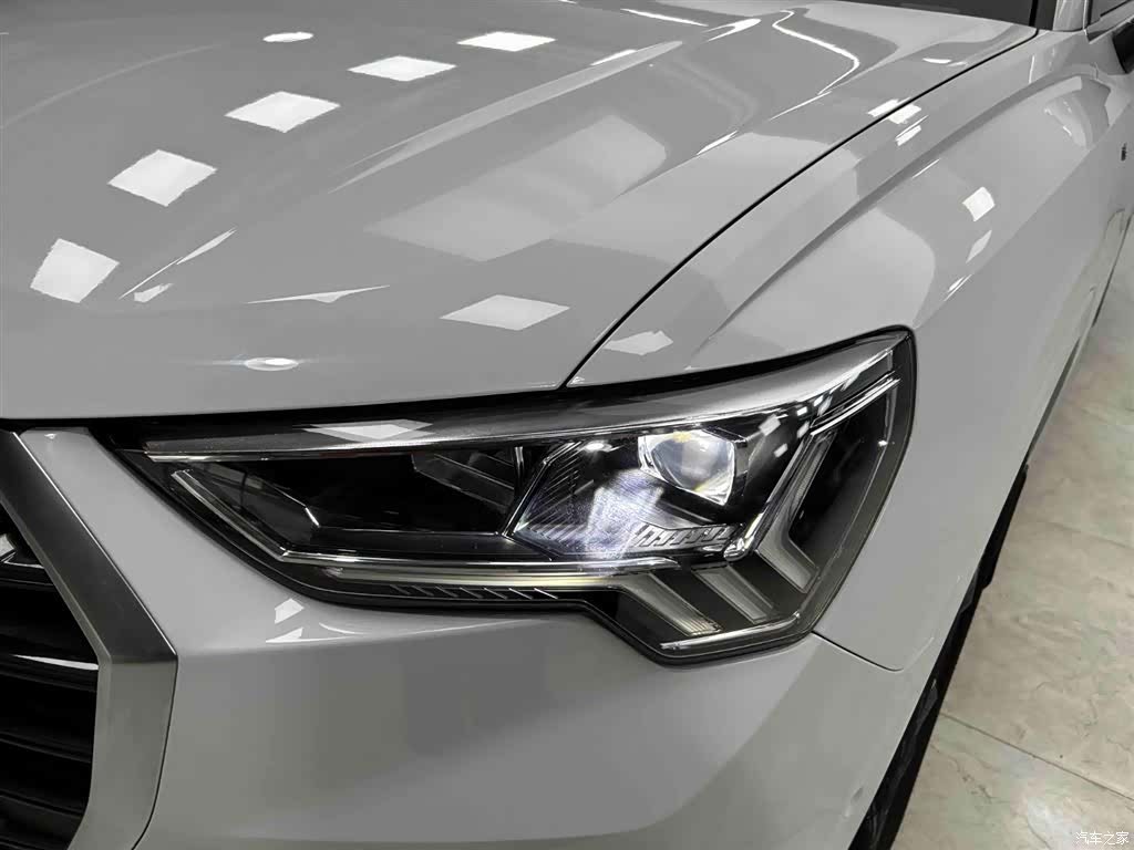 Audi Q3, 2023 18