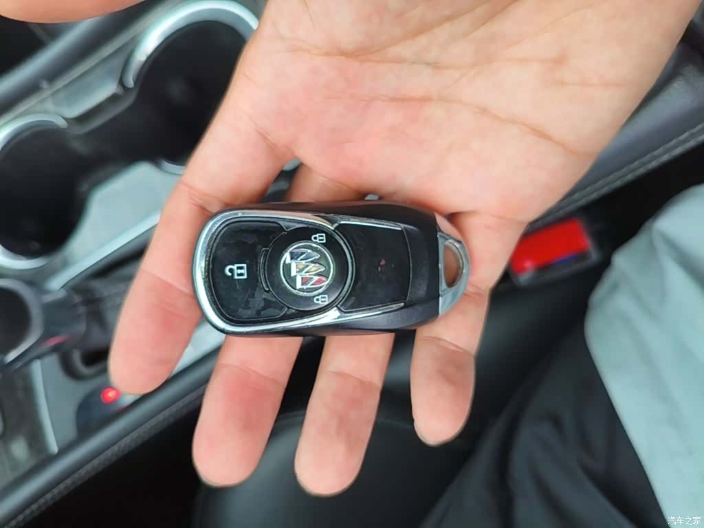 Buick Envision Plus, 2020 9