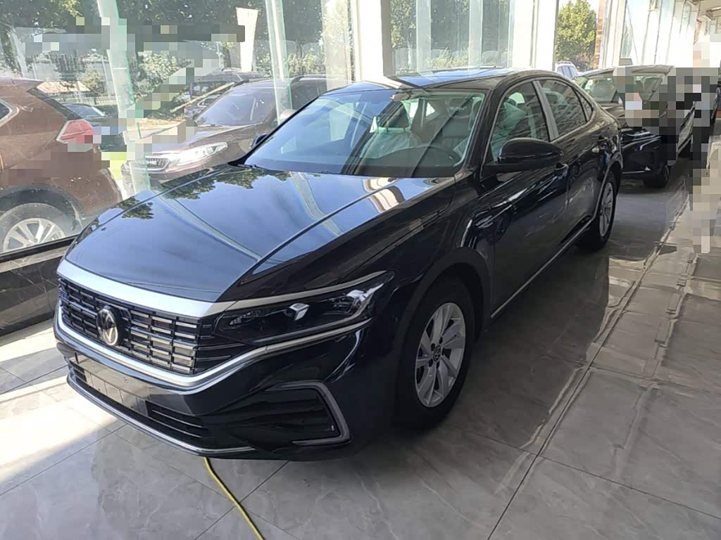 Volkswagen Passat 2025 430PHEV