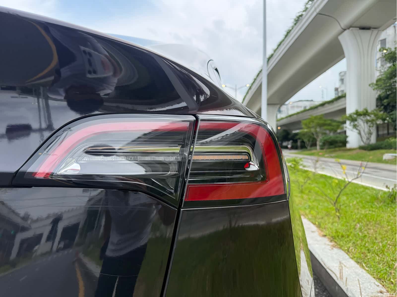 Tesla Model Y, 2023 9