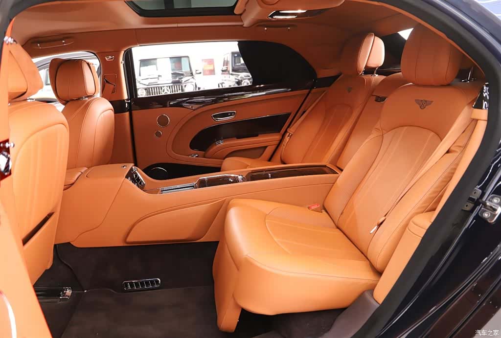 Bentley Mulsanne, 2019 7