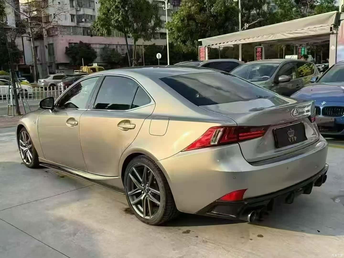 Lexus IS, 2017 4