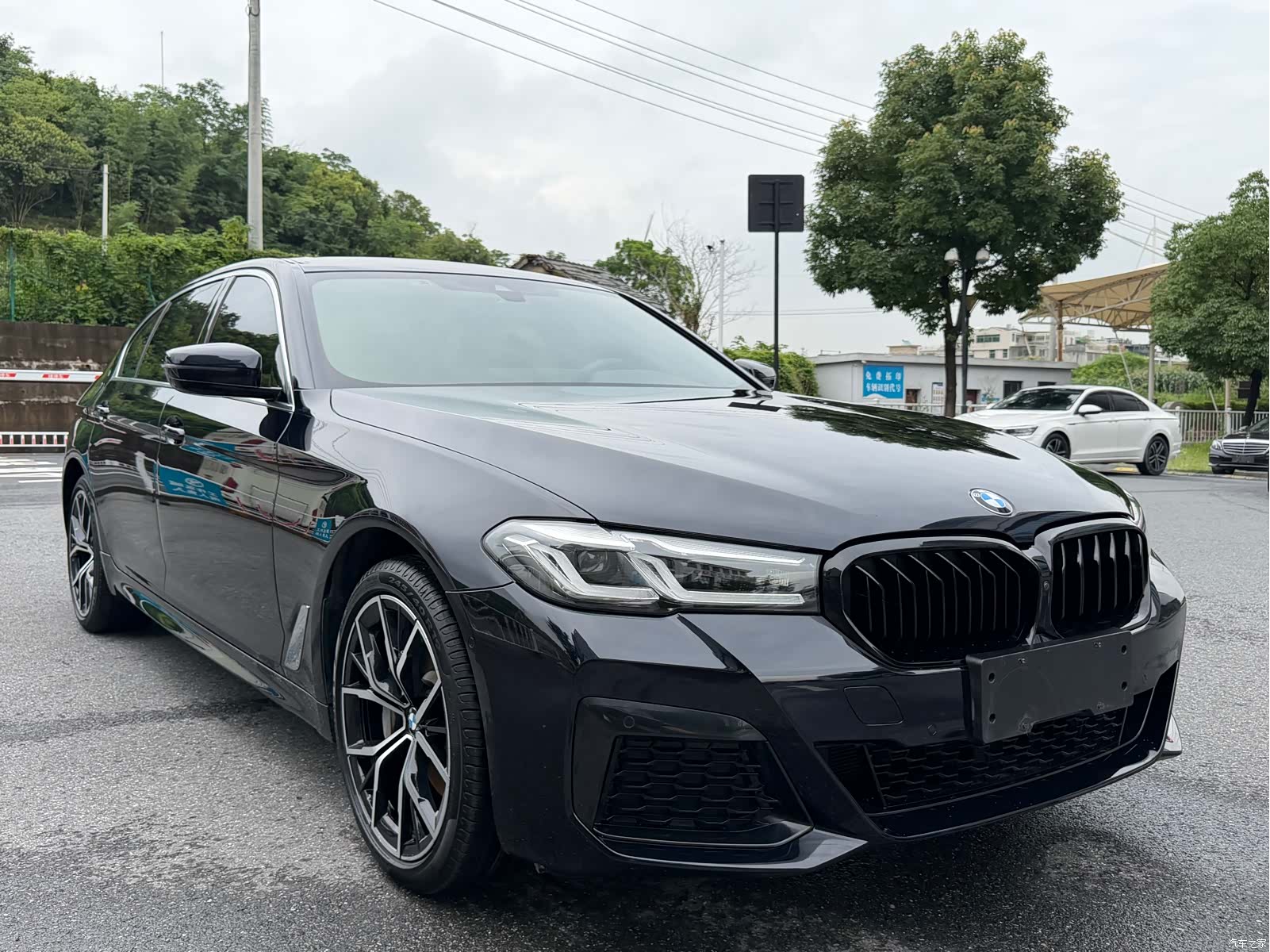 BMW 5 Series, 2022 3