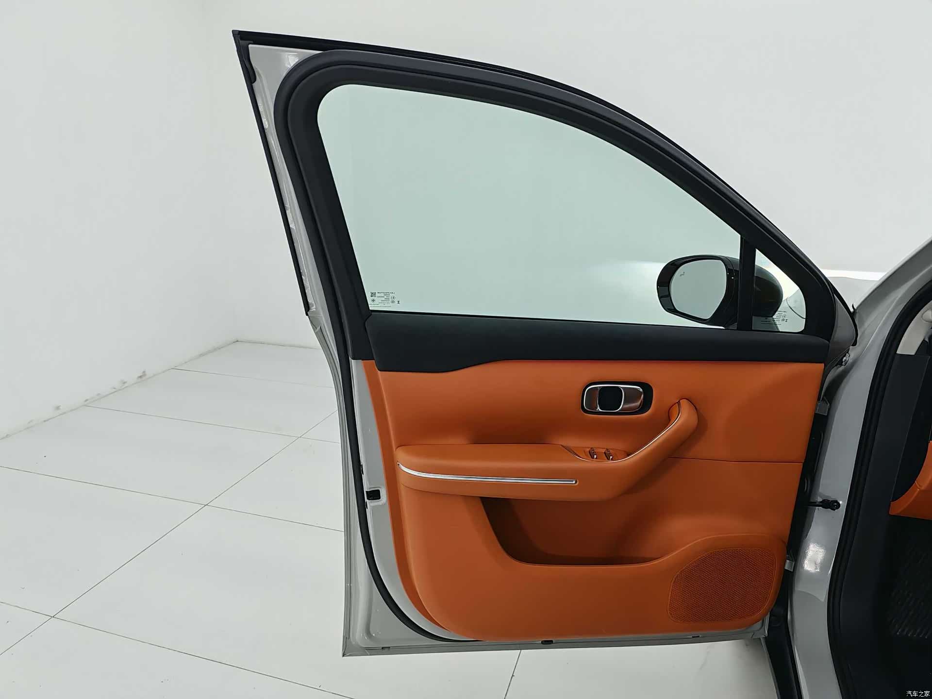 Leapmotor C10, 2025 4