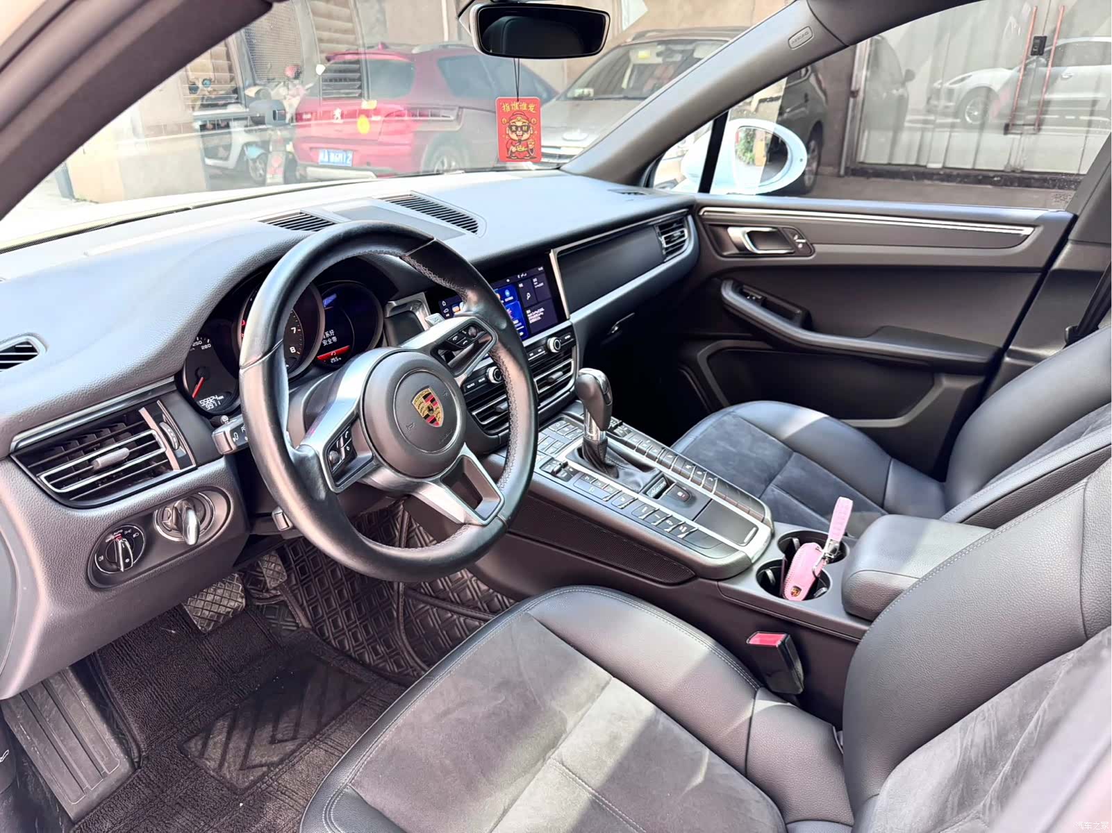 Porsche Macan, 2021 4
