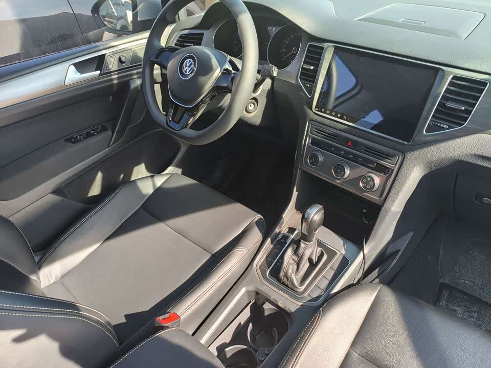 Volkswagen Golf*Jiayu