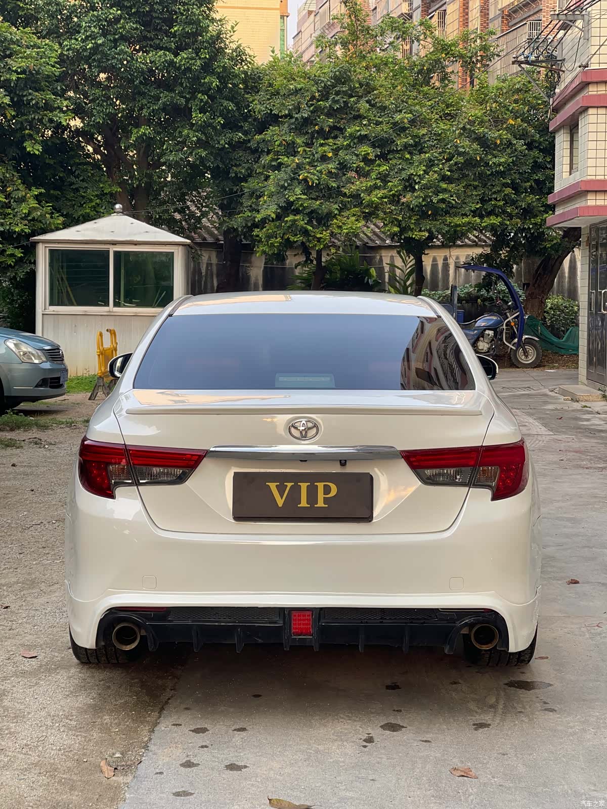 Toyota 2.5V, 2014 8